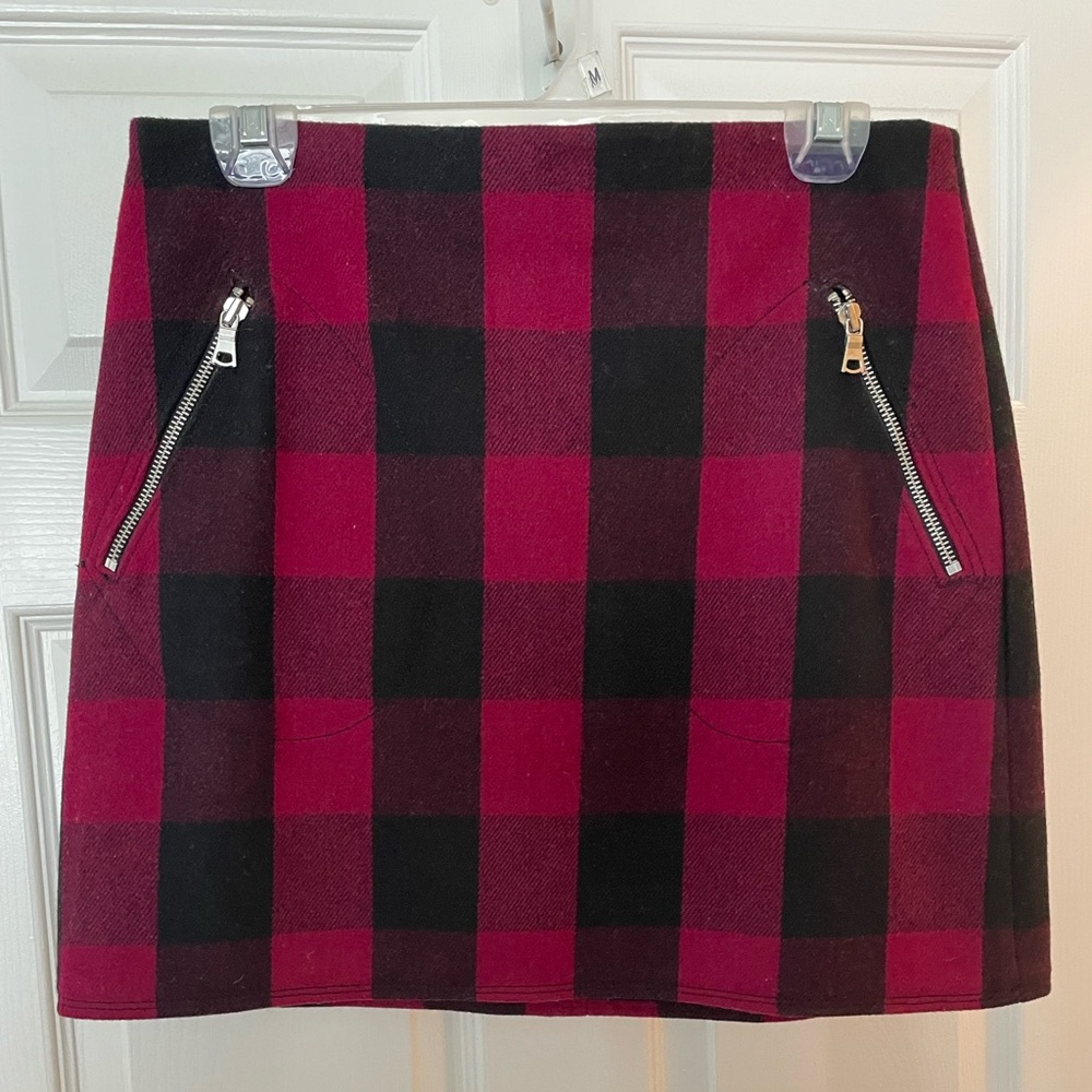 GAP plaid skirt. Wool blend, size 4